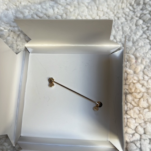 Monet Brooch - Picture 3 of 7